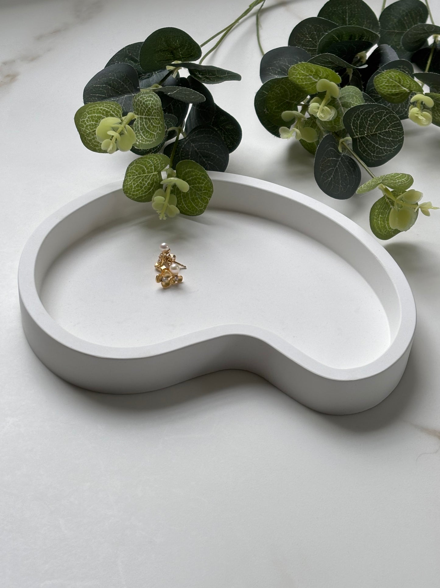 Cloud Tray