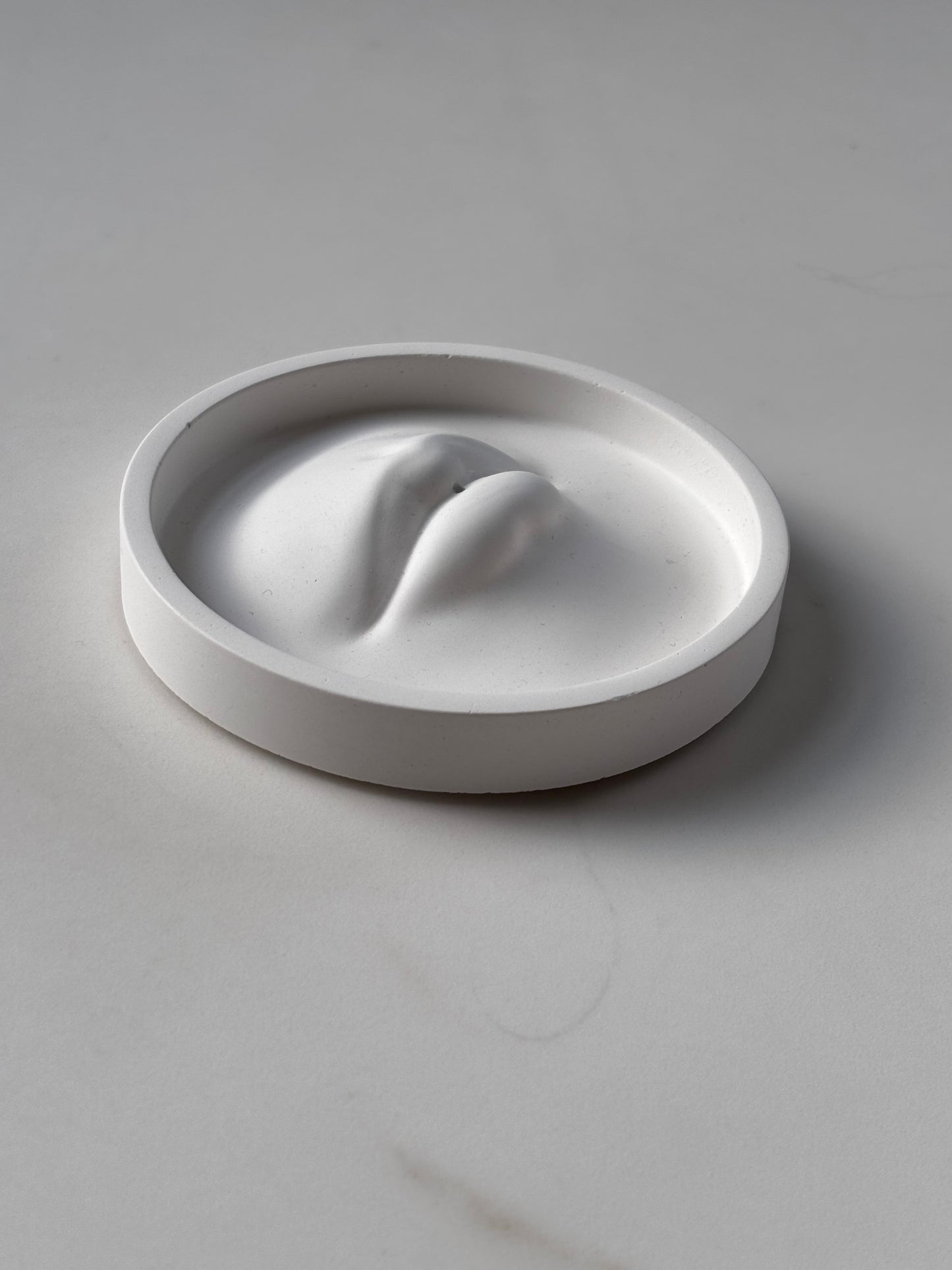 Luscious Lips Incense Holder