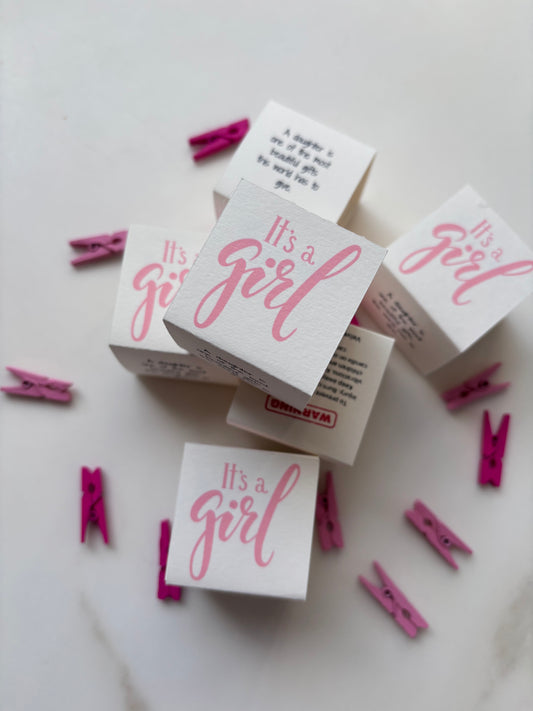 It’s A Girl Favors