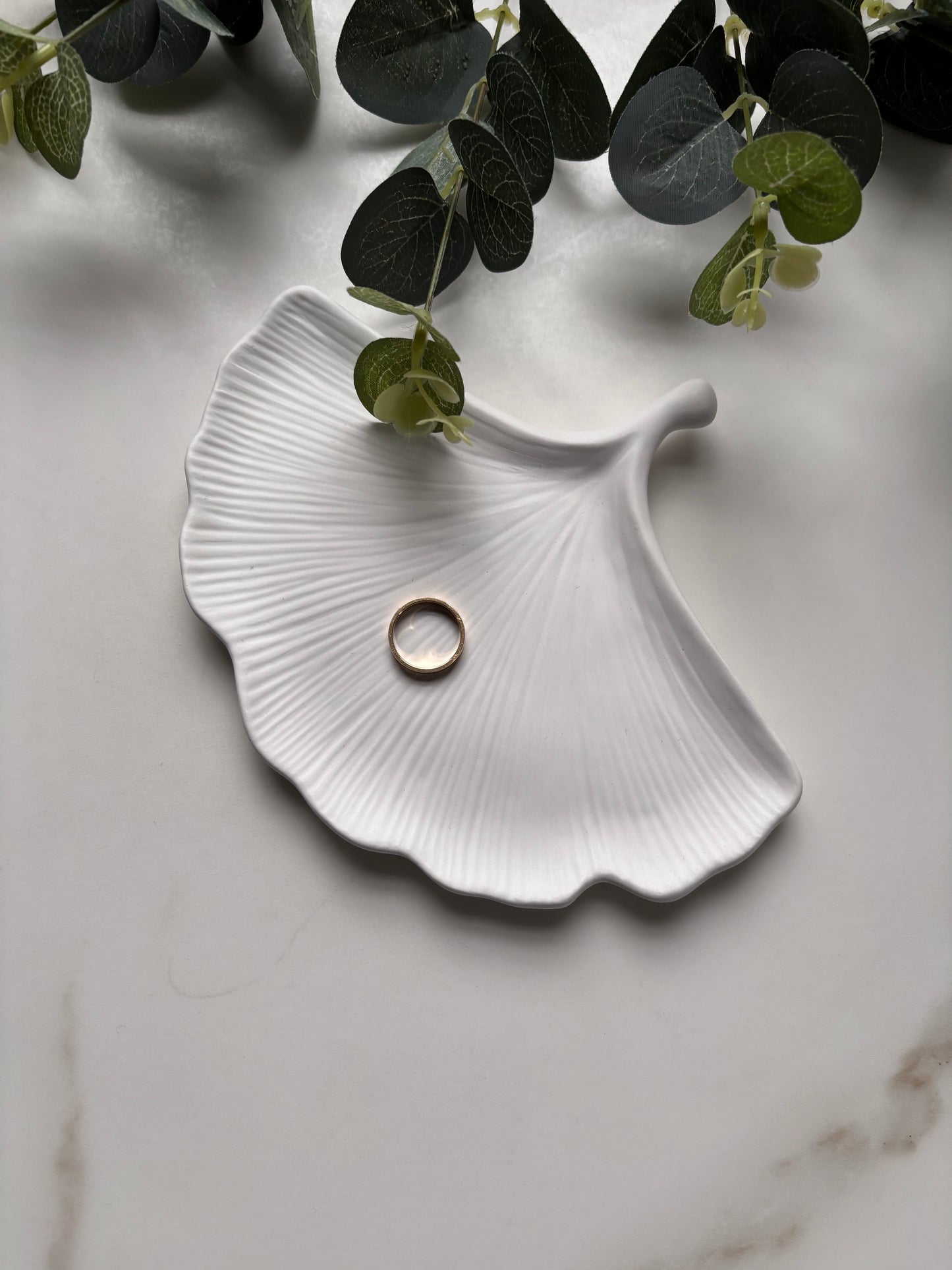 Ginkgo Leaf Tray