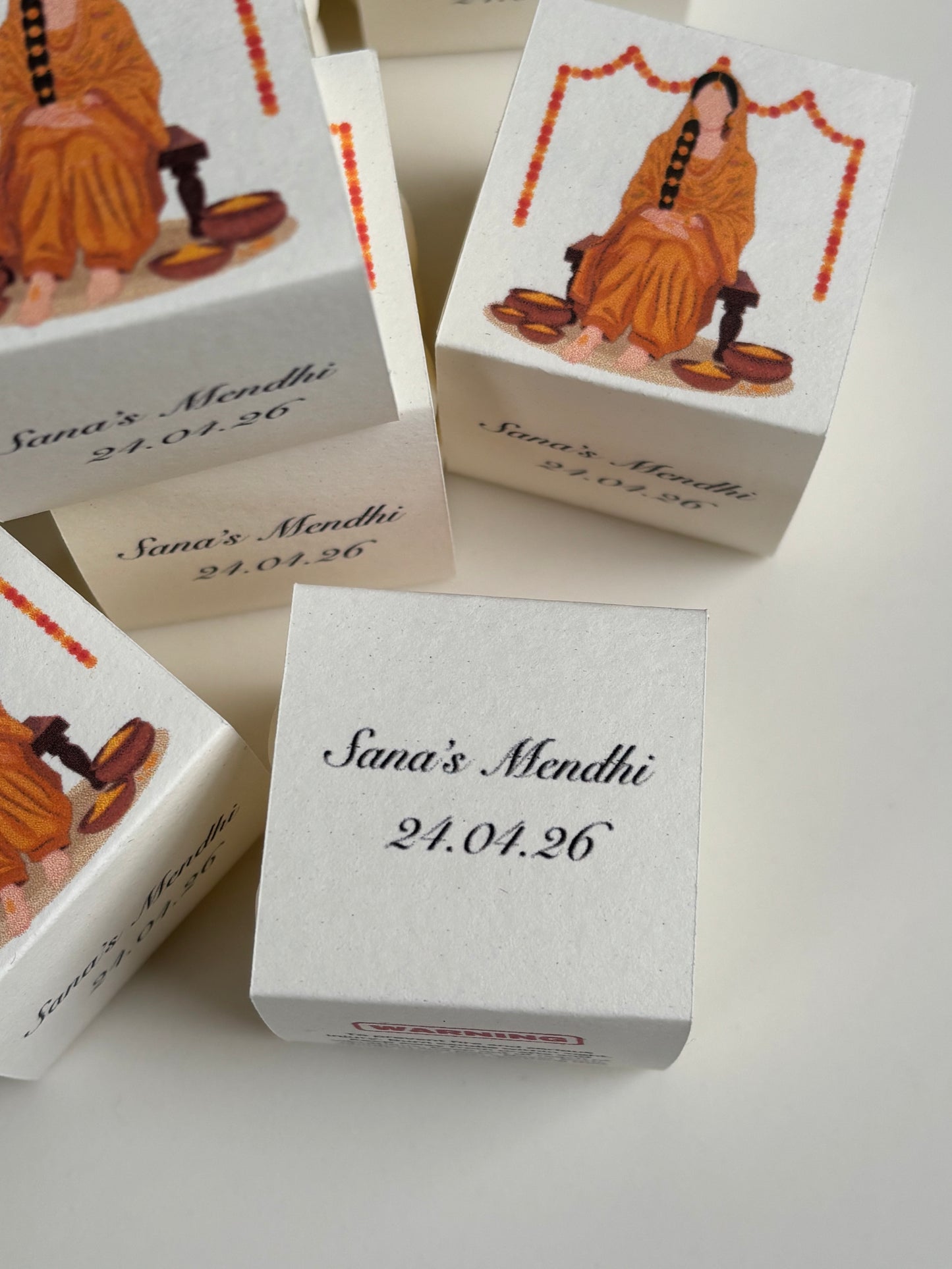 Mendhi Favors